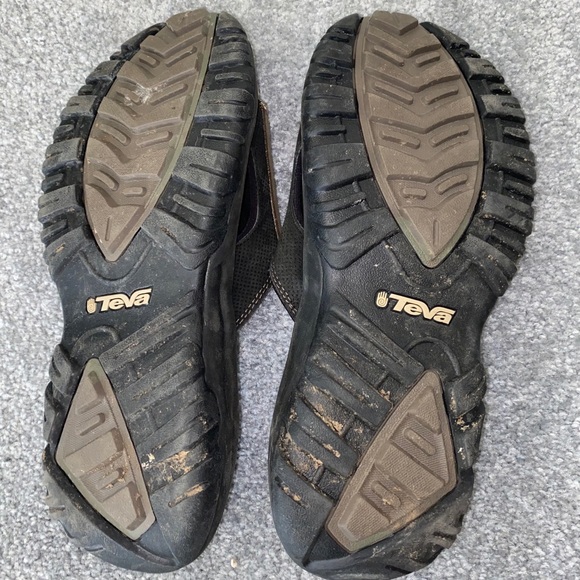 Teva Slides Men’s Size 9, Black - Picture 3 of 4